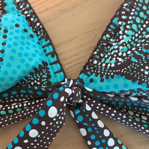 Tropical Print Bikini - 12 - Picture 2 of 11